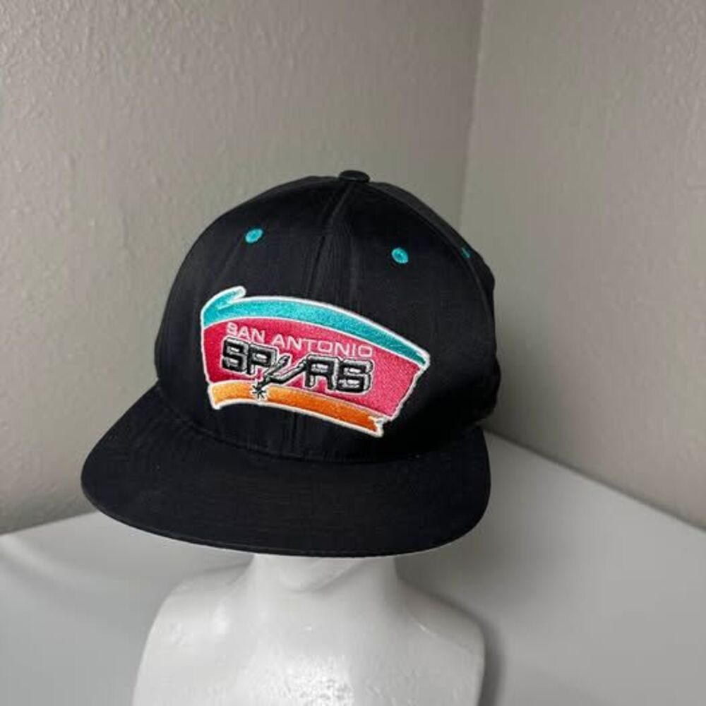 Mitchell & Ness San Antonio Spurs Snapback Hat